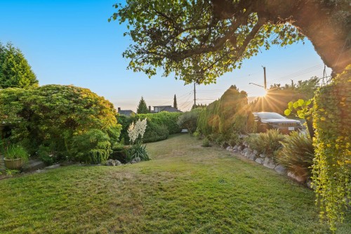 401 Somerset Street, North Vancouver, BC - Outdoor With View