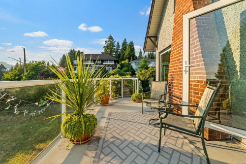 401 Somerset Street, North Vancouver, BC - Outdoor
