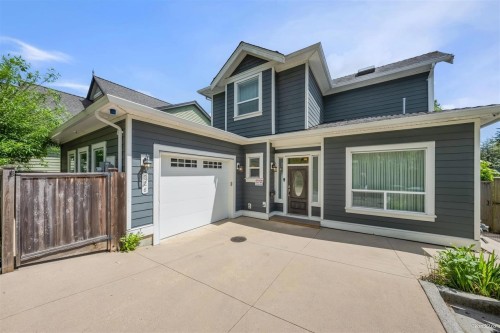 226 Gifford Place  New Westminster, BC V3L 1K7