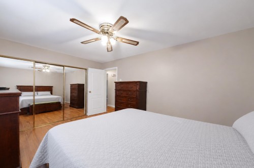 772 Appleyard Court, Port Moody, BC - Indoor Photo Showing Bedroom