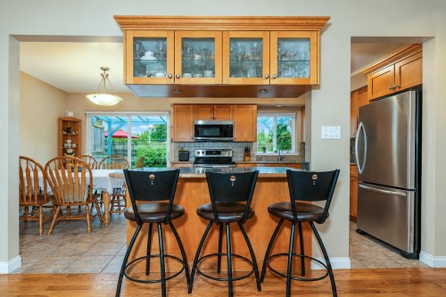772 Appleyard Court, Port Moody, BC - Indoor Photo Showing Other Room