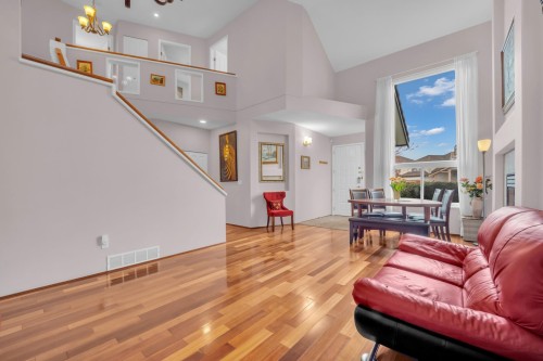 707 Omineca Avenue, Port Coquitlam, BC - Indoor