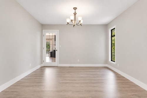 820 Seymour Boulevard, North Vancouver, BC - Indoor Photo Showing Other Room