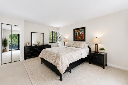 820 Seymour Boulevard, North Vancouver, BC - Indoor Photo Showing Bedroom