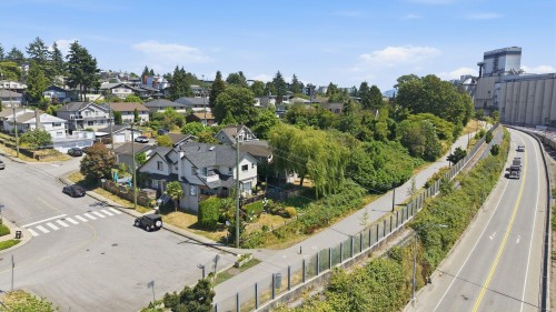 46 St. Patricks Avenue, North Vancouver, BC - Outdoor With View