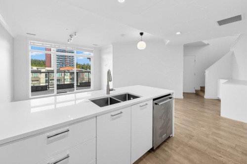 Ph8-3581 Ross Drive, Vancouver, BC - Indoor Photo Showing Kitchen With Double Sink