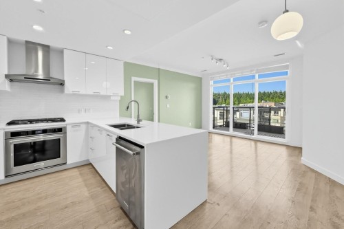 Ph8-3581 Ross Drive, Vancouver, BC - Indoor Photo Showing Kitchen With Double Sink With Upgraded Kitchen