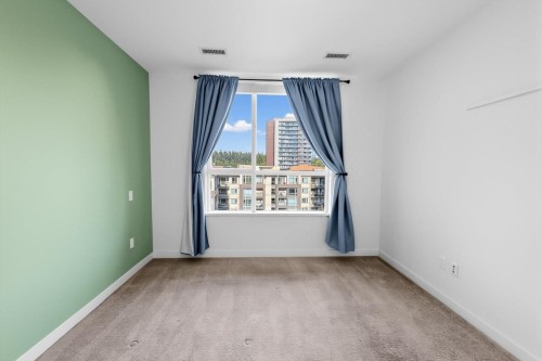 Ph8-3581 Ross Drive, Vancouver, BC - Indoor Photo Showing Other Room