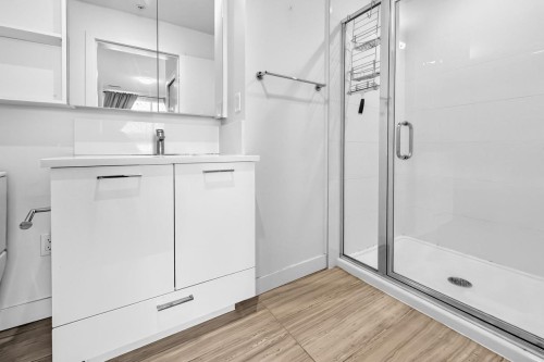 Ph8-3581 Ross Drive, Vancouver, BC - Indoor