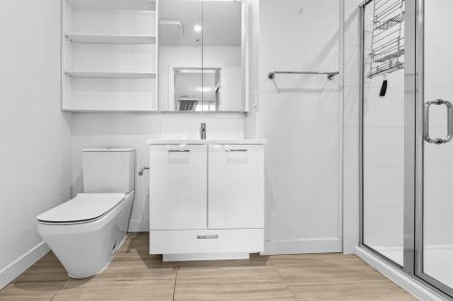Ph8-3581 Ross Drive, Vancouver, BC - Indoor Photo Showing Bathroom