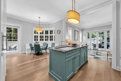 4348 Erwin Drive, West Vancouver, BC - Indoor