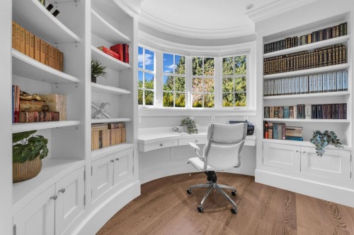 4348 Erwin Drive, West Vancouver, BC - Indoor Photo Showing Office