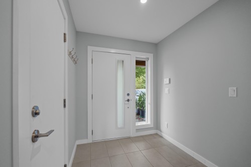 5-41365 Skyridge Place, Squamish, BC - Indoor Photo Showing Other Room
