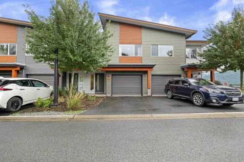 5-41365 Skyridge Place, Squamish, BC - Outdoor