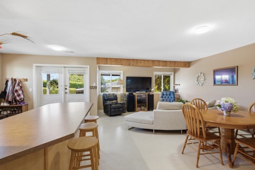 4827 Bluegrouse Drive, Sechelt, BC - Indoor
