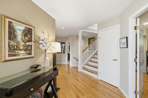 4827 Bluegrouse Drive, Sechelt, BC - Indoor Photo Showing Other Room