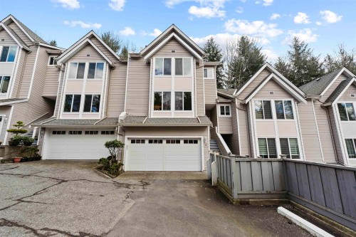 5-2600 Beaverbrook Crescent, Burnaby, BC - Outdoor With Facade