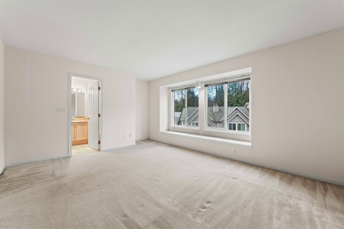 5-2600 Beaverbrook Crescent, Burnaby, BC - Indoor