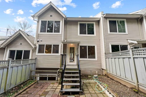 5-2600 Beaverbrook Crescent, Burnaby, BC - Outdoor With Facade