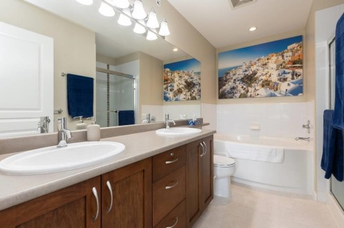511-2951 Silver Springs Boulevard, Coquitlam, BC - Indoor Photo Showing Bathroom