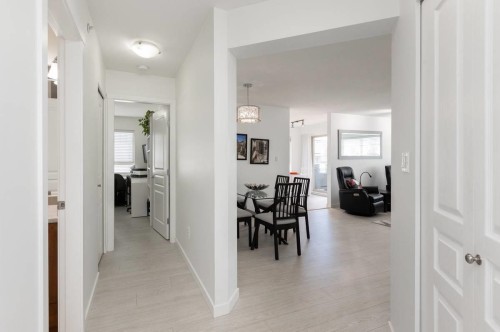 511-2951 Silver Springs Boulevard, Coquitlam, BC - Indoor Photo Showing Other Room