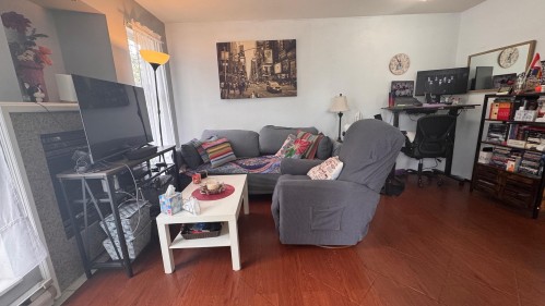 301-1099 71st Avenue W Vancouver, BC V6P 6Y5