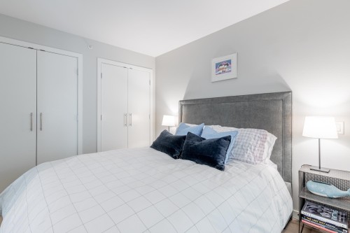 1227 Richards Street, Vancouver, BC - Indoor Photo Showing Bedroom