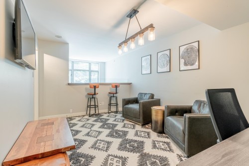 1227 Richards Street, Vancouver, BC - Indoor Photo Showing Other Room