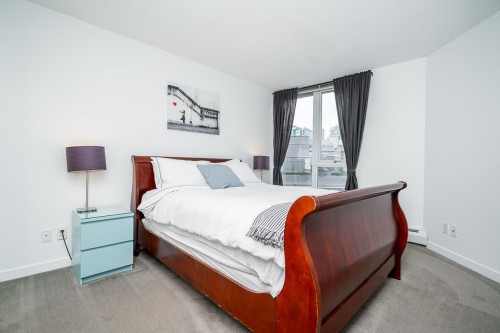 806-58 Keefer Place, Vancouver, BC - Indoor Photo Showing Bedroom