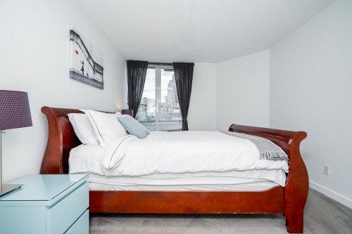 806-58 Keefer Place, Vancouver, BC - Indoor Photo Showing Bedroom