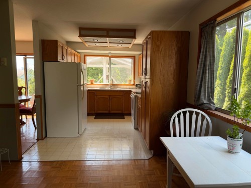 5466 Carnaby Place, Sechelt, BC - Indoor