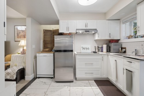 808 Signal Court, Coquitlam, BC - Indoor