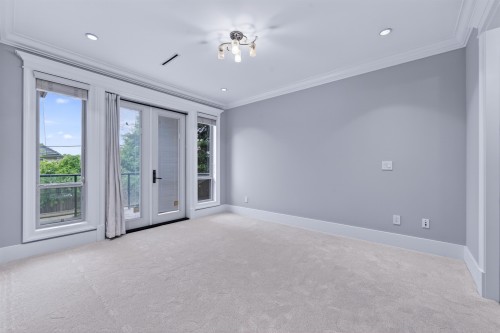 9911 Bates Road, Richmond, BC - Indoor Photo Showing Other Room