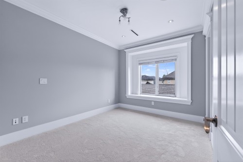 9911 Bates Road, Richmond, BC - Indoor Photo Showing Other Room