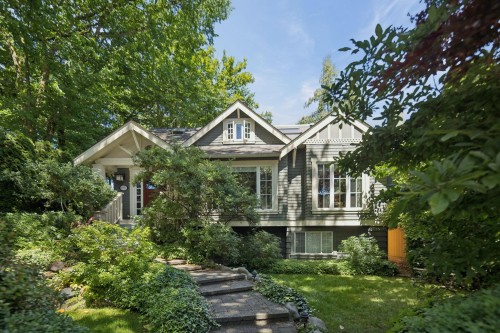 2997 38Th Avenue W, Vancouver, BC - Outdoor