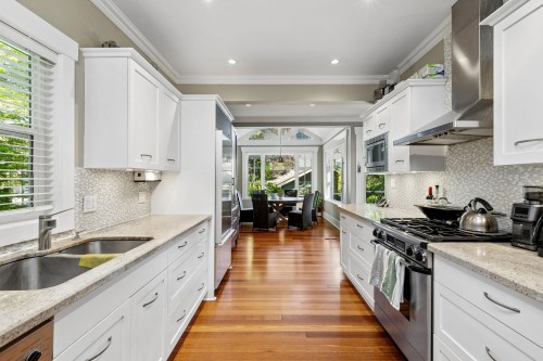 2997 38Th Avenue W, Vancouver, BC - Indoor Photo Showing Kitchen With Double Sink With Upgraded Kitchen