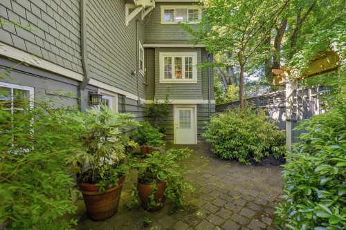 2997 38Th Avenue W, Vancouver, BC - Outdoor