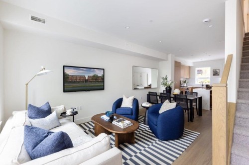 5387 Willow Street, Vancouver, BC - Indoor Photo Showing Living Room
