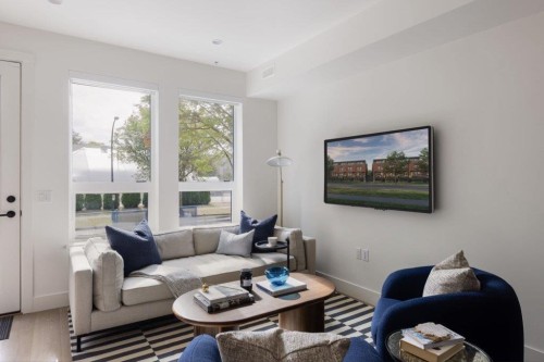 5387 Willow Street, Vancouver, BC - Indoor Photo Showing Living Room
