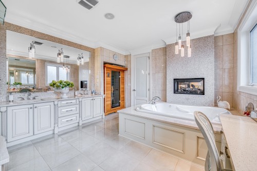 4180 Granville Avenue, Richmond, BC - Indoor Photo Showing Bathroom