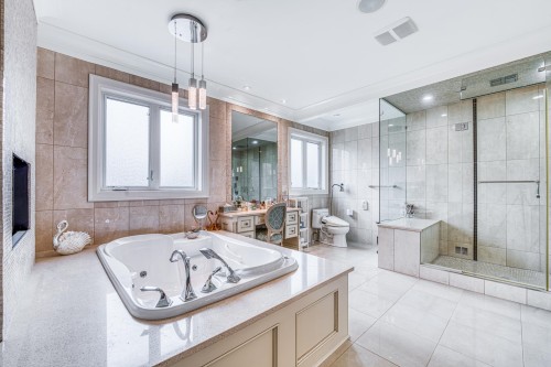 4180 Granville Avenue, Richmond, BC - Indoor Photo Showing Bathroom