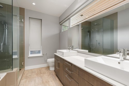 38555 Sky Pilot Drive, Squamish, BC - Indoor Photo Showing Bathroom