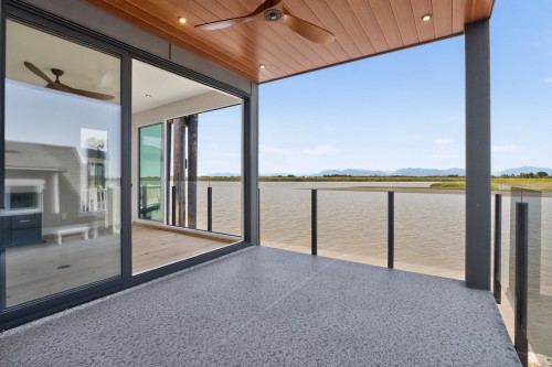 10-3871 River Road W, Delta, BC - Outdoor With Body Of Water With Exterior