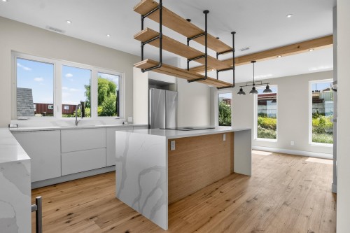 10-3871 River Road W, Delta, BC - Indoor Photo Showing Kitchen