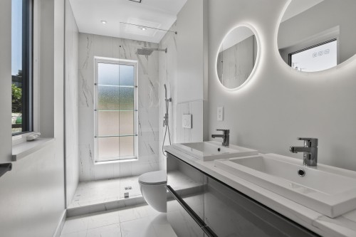 10-3871 River Road W, Delta, BC - Indoor Photo Showing Bathroom