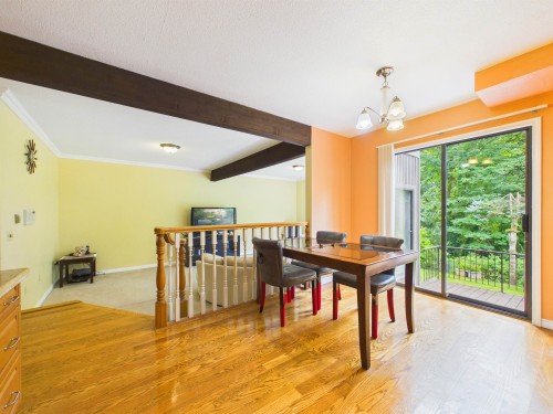8232 Brynlor Drive, Burnaby, BC - Indoor Photo Showing Dining Room