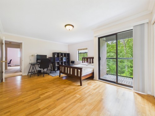 8232 Brynlor Drive, Burnaby, BC - Indoor Photo Showing Other Room