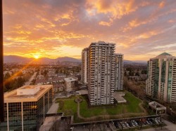 2002-5885 Olive Avenue Burnaby, BC V5H 4N8