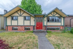 7132 Paulus Court Burnaby, BC V5A 1N2