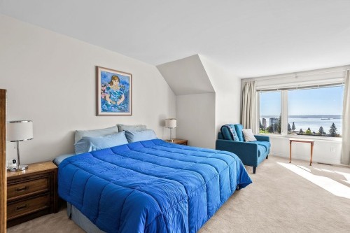 2316 Nelson Avenue, West Vancouver, BC - Indoor Photo Showing Bedroom